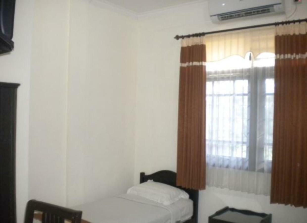 Flamboyan Guest house Surabaya
