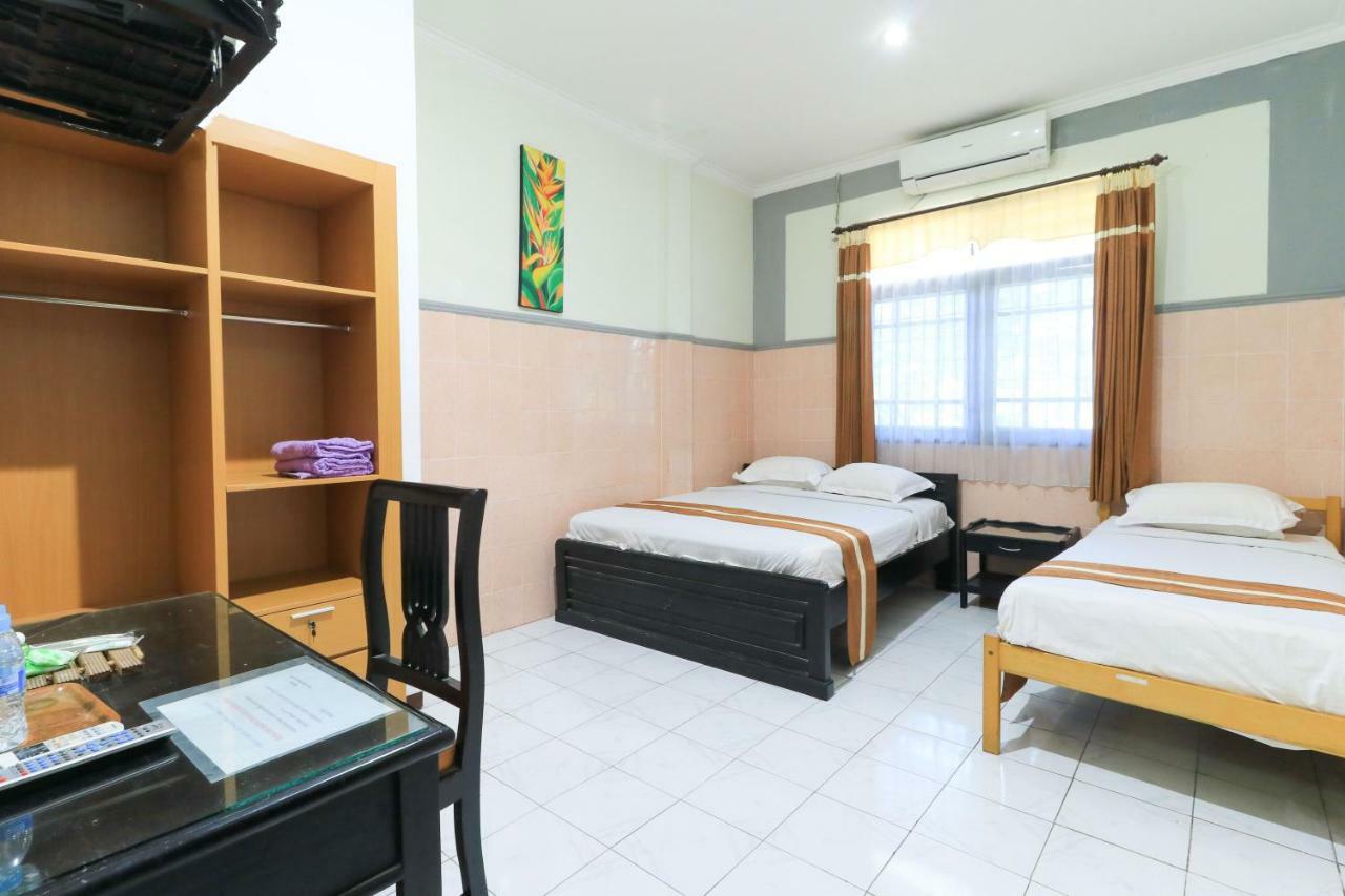 Flamboyan Guest house Surabaya
