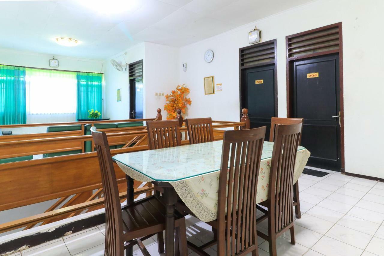 Flamboyan Guest house